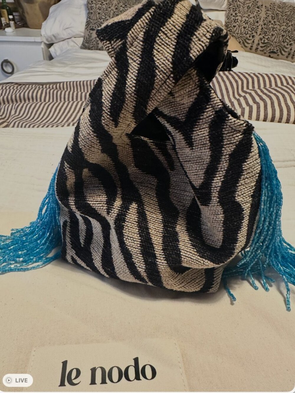 Le Nodo Le Sac Mini Zebra with light blue/aqua fringe - NWT incl. dust bag